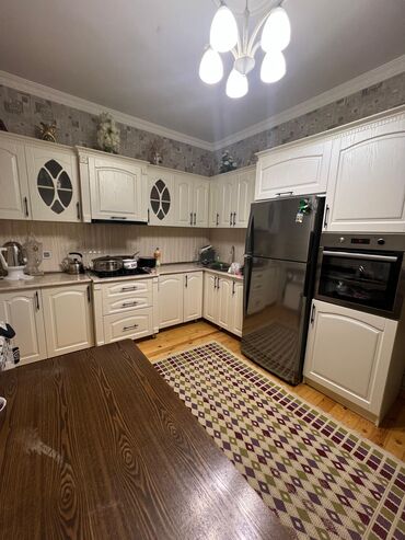 Həyət evləri və villaların satışı: Xırdalan dairəsi çox gözəl yerde yerlesir 2evdi küçələri ayridi 2ailə — 18