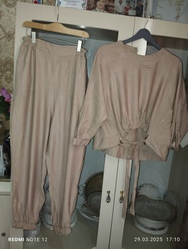 Dəstlər, kostyumlar: Her biri tezekimidi tecılı satılır ucuz qiymətə dest 10 tek tek 5 — 8