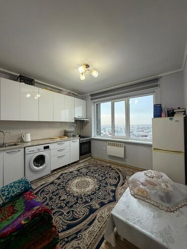 Продажа квартир: 1 комната, 48 м², Косметический ремонт — 4