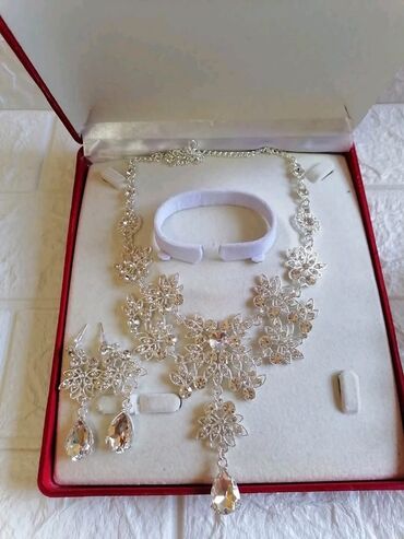 carpisa tašne cene: Handmade, Set: Necklace, Material: Crystal