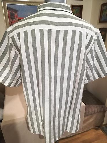 pull and bear muski prsluci: Kvalitetna muska pamucna kosulja sa kratkim rukavima. Odlicna muska — 5