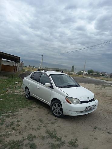 e6 3: Toyota Platz: 2001 г., Автомат, Бензин, Седан — 3