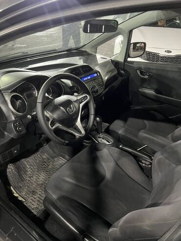 жетта машина: Honda Fit: 2010 г., Автомат, Бензин, Хэтчбэк