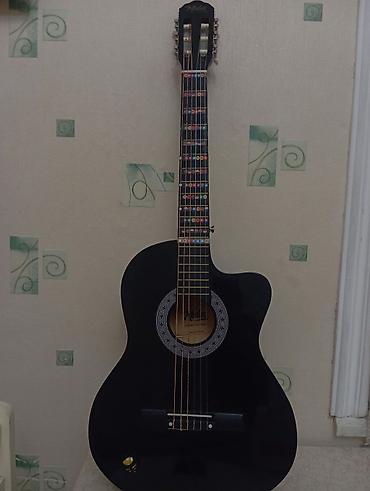 gitara qara: Təzə alınıb öyrənilə bilmədi deyə istifadə olunmadı — 1