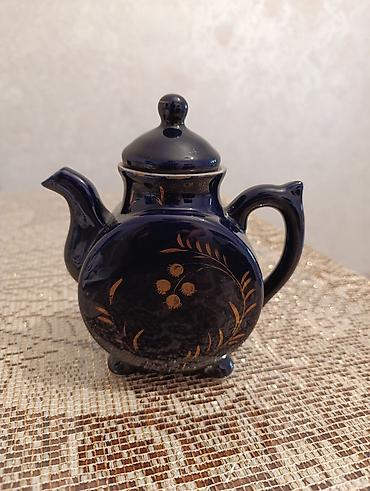 mis çaynik: Qara-mavi rəngli keramika çaydan - Material: cilalı keramika/porşelen — 2