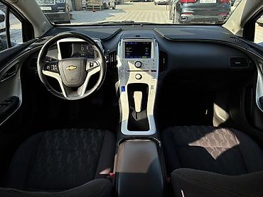 Chevrolet: Chevrolet Volt: 2013 г., 1.4 л, Вариатор, Гибрид, Седан — 11