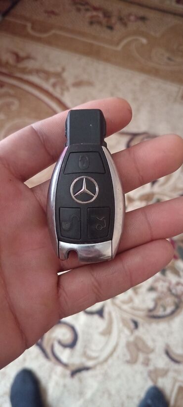 zamok azərbaycanca: Mercedes-Benz Orijinal, İşlənmiş