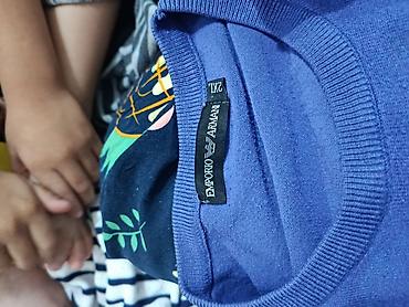 Свитер Emporio Armani, размер 2XL. Классическая модель с круглым