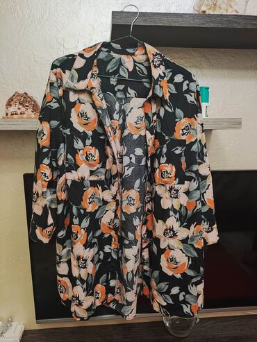 рубашка женская размер м: Рубашка, Классическая модель, Оверсайз, В цветочек, Турция