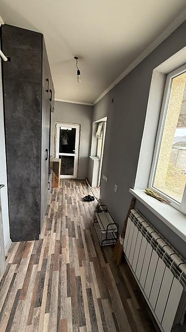 Үйлөрдү сатуу: 3 бөлмө, 120 м², 4 соток, Бишкек, Ак-Ордо 3 ж/м Менчик ээси — 10
