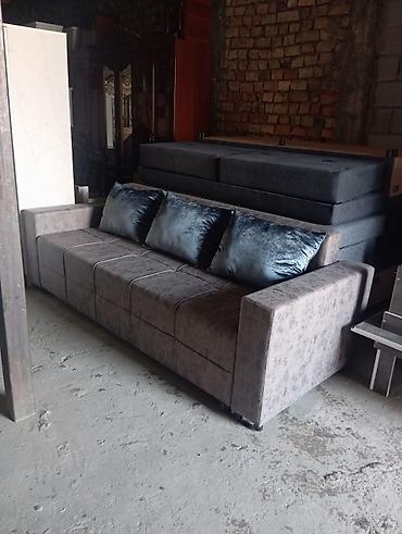 Прямые диваны: Мягкая мебель ручной сборки. - Прямой диван-кровать с раскладным — 2