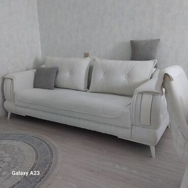 Otaq qapıları: ✅550 manat yenidir kocurem die satiram fabric divandi bazali ve acilir