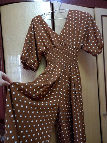 Коктейльные платья: Коктейльное платье, Макси, M (EU 38)