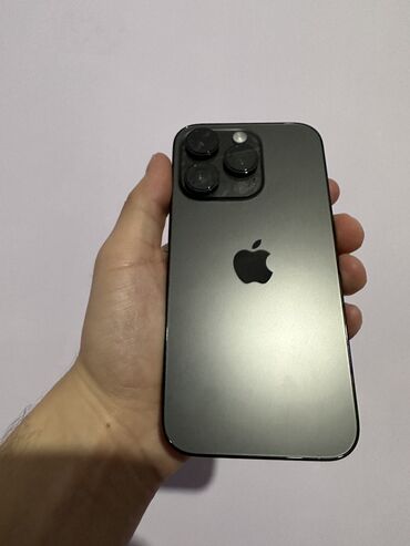 Apple iPhone: IPhone 14 Pro, Б/у, 256 ГБ, Черный, Коробка, 82 %