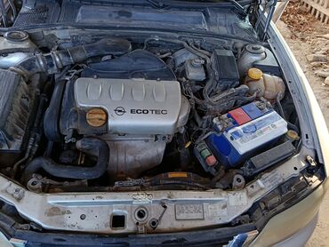 Opel: Opel Vectra: 2000 г., 1.8 л, Механика, Бензин, Седан — 15