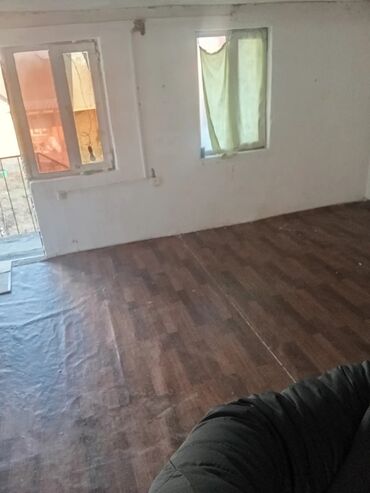 аренда дом кара жыгач: 20 кв. м, 1 бөлмө, Жылуу пол, Брондолгон эшиктер, Забор, тосулган