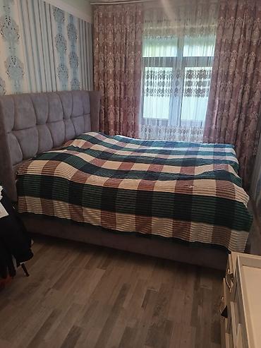Yataq otağı və qonaq otağı üçün mebel dəsti Yataq otağı: - Yumşaq