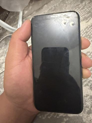 Мобильные телефоны и аксессуары: IPhone 11 Pro, Б/у, 256 ГБ, Natural Titanium, Чехол, 69 % — 3