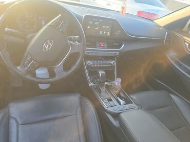 Hyundai: Hyundai Grandeur: 2019 г., 2.4 л, Бензин — 27