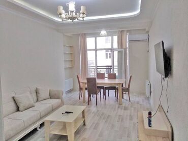 Uzunmüddətli kirayə mənzillər: Nərimanov, Asan xidmətin yanı 17.12 mərtəbə, 90 kv, 2 otaq tam — 11