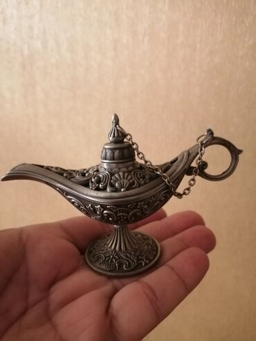 Heykəlciklər: Ciraq miniatur. Unvan neftcilər