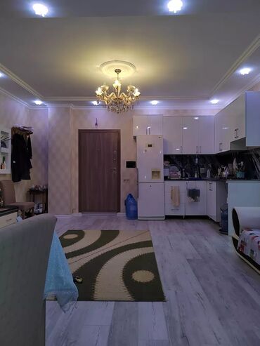 qara qarayevde: 3 otaqlı, Yeni tikili, 66 kv. m