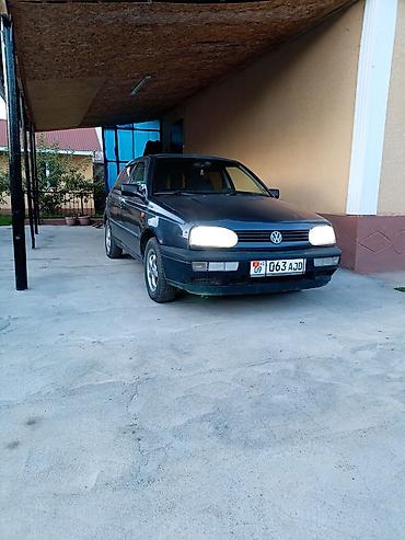 Volkswagen: Volkswagen Golf: 1993 г., 1.8 л, Механика, Бензин, Хэтчбэк — 3