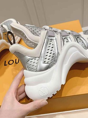 luis vitton: Кроссовки, 38, Louis Vuitton, Новый, цвет - Серебристый, Самовывоз, Платная доставка — 2