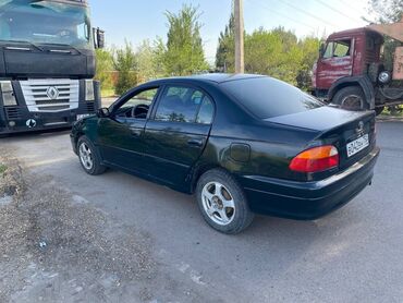 Toyota: Toyota Avensis: 1998 г., 1.8 л, Механика, Бензин, Седан