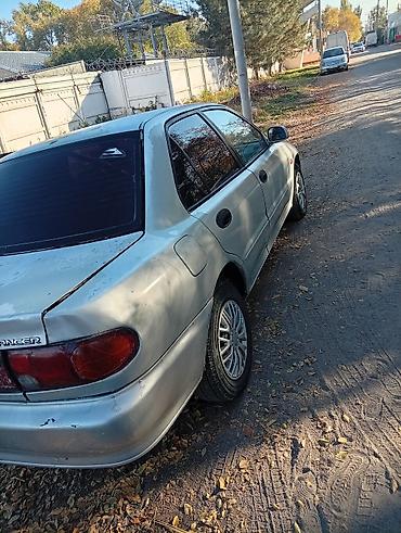 mg zs: Mitsubishi Lancer: 1993 г., 1.6 л, Механика, Бензин, Седан — 4