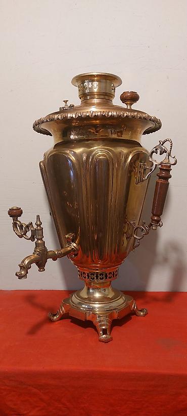samovar 10 litre: 19-cu esrin sonlari Tula istehsali samovar 7-litrlikdir, materiali; — 7