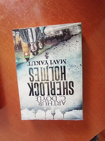 classi: Kitab seti – klassik macəra və detektiv seriyası (8 ədəd) Məzmun: - — 4