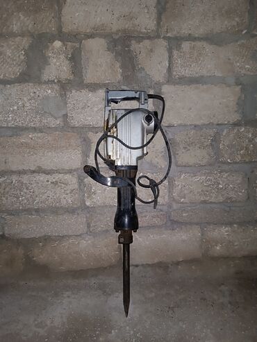 perfarator: İşlənmiş Digər dəst 2300 W-dan çox, Ünvandan götürmə, Kredit yoxdur