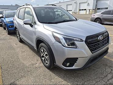 Subaru Forester: 2022 г., 2.5 л, Автомат, Бензин, Кроссовер