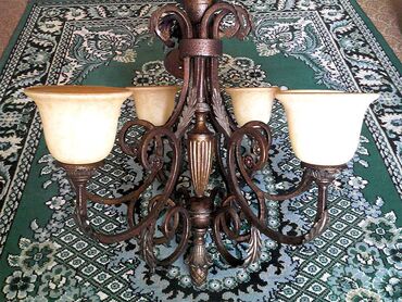 Люстры: Продаю большую красивую люстру. 6ти рожковая, б\у в отличном — 1