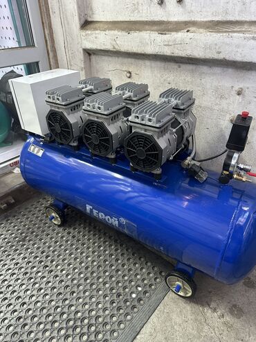 Компрессоры: Компрессор Электрический, Поршневой, Новый — 12