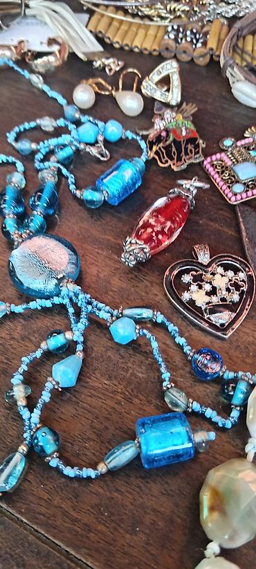 Stare vaze i dekor: Kolekcija dekorativnih i sitnih vintage predmeta – idealno za — 21