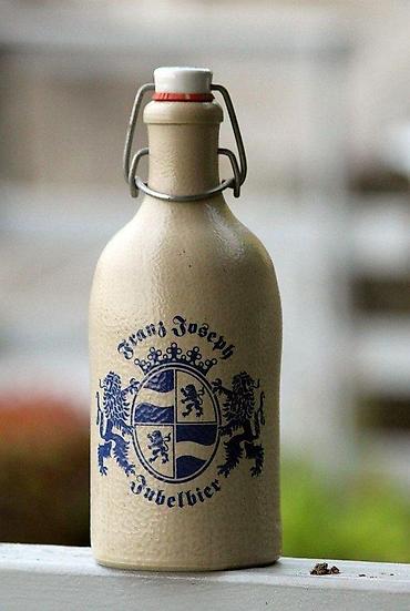 Stare vaze i dekor: Franz Joseph Jubelbier keramička boca. Jubilarna keramička boca za — 1