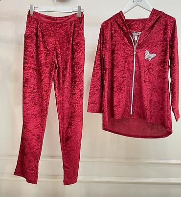 Домашние костюмы: Домашняя одежда Очень большой выбор пижам Халатов Махровые халаты — 29