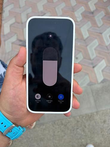 adapterlər iphone: IPhone 15 Pro Max, 256 GB, Gümüşü, Simsiz şarj — 5