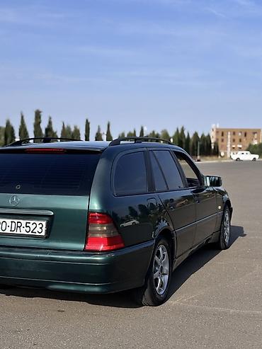 ije motor: Mercedes-Benz C-Class: 1.8 l | 1999 il Universal — 4