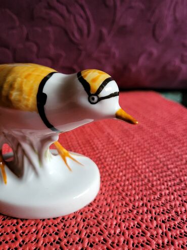 Ostali kućni dekor: Figura nova porcelanska 70te. Visina. 7cm. Duzina. 11,5cm — 4