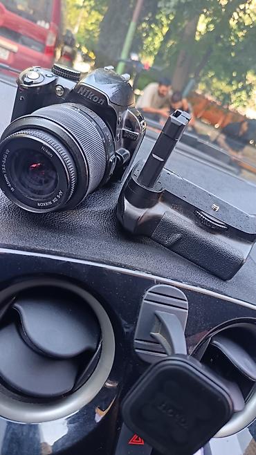 hd recorder: Nikon D3100 DSLR fotoaparat + AF‑S DX NIKKOR 18‑55mm f/3.5‑5.6G VR — 2