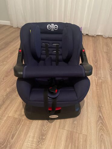 столики для автокресел: 200 alinib hec istifade edilmeyib 150 satilir