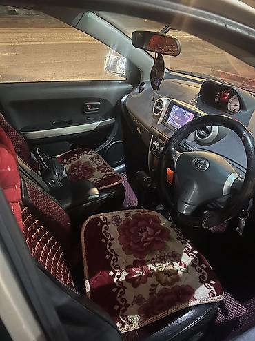 Toyota: Toyota ist: 2003 г., 1.3 л, Хэтчбэк — 7