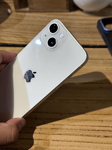 30000: IPhone 13, Б/у, 128 ГБ, White Titanium, Чехол, 80 % — 4