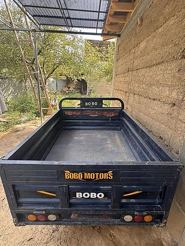 Грузовой электротрицикл BOBO Motors с самосвальным кузовом. Подходит — 4