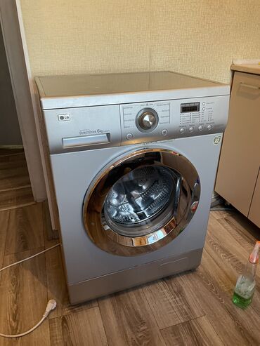 машинка стиральный: Стиральная машина LG, Б/у, Автомат, До 6 кг, Полноразмерная