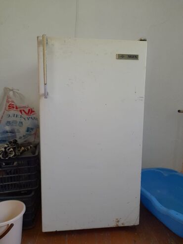 морожный холодильник: Стиральная машина Б/у, Полуавтоматическая, До 5 кг, Компактная