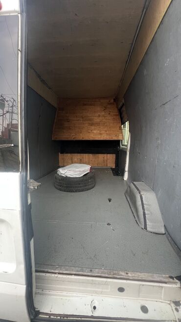 Ford: Yük maşınları icarətə verilir
İsuzu -650
Ford-750 — 6